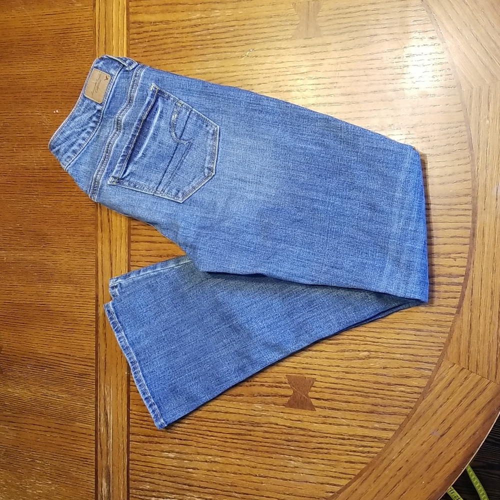 American Eagle Skinny Kick size 8 Distrssed Flare Jeans